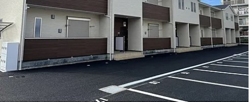 クオーレの駐車場