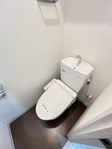 メルベージュ姫島のトイレ|コンパクトで使いやすいトイレです