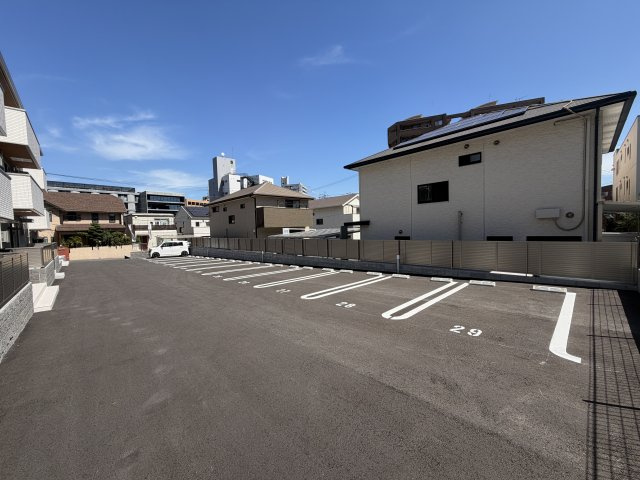Ｍ・Ｋ・Ｋ 高峰町の駐車場