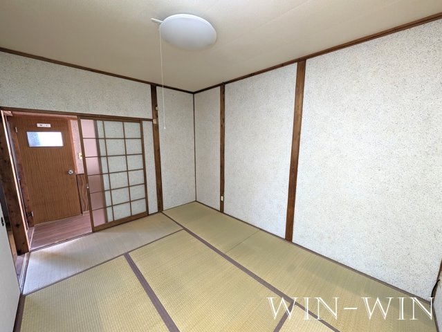 吉川町102番1貸家群の寝室