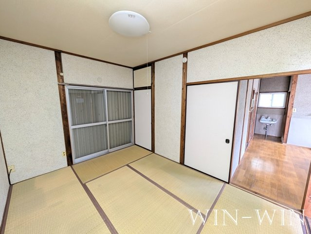 吉川町102番1貸家群の寝室