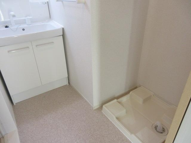 アンジュール