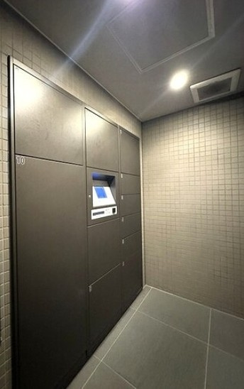 【エントランス】