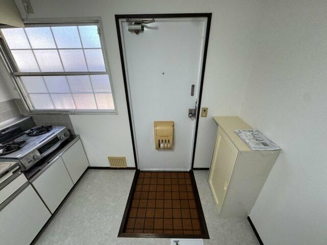トライアングルハイツの玄関