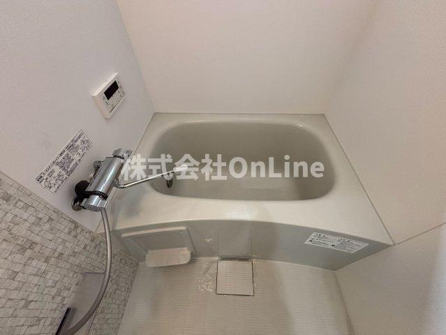 クリエオーレ菱屋東の浴室