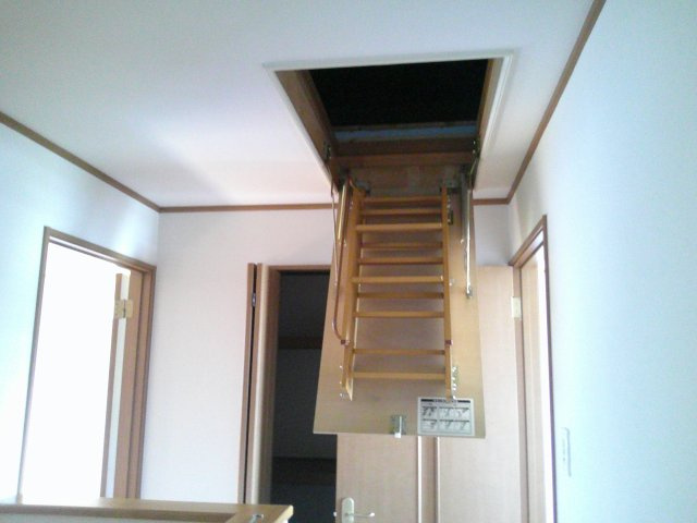 西1南24借家の内装