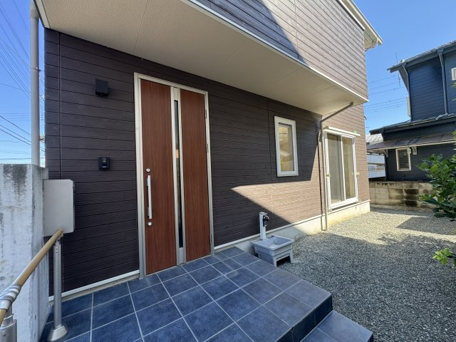 前橋市小屋原町　中古住宅の玄関|前橋市小屋原町　中古住宅
