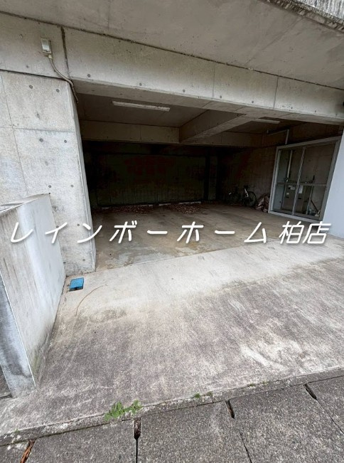 特典：仲介手数料が50％OFFです‼の駐車場|※現在空き無し