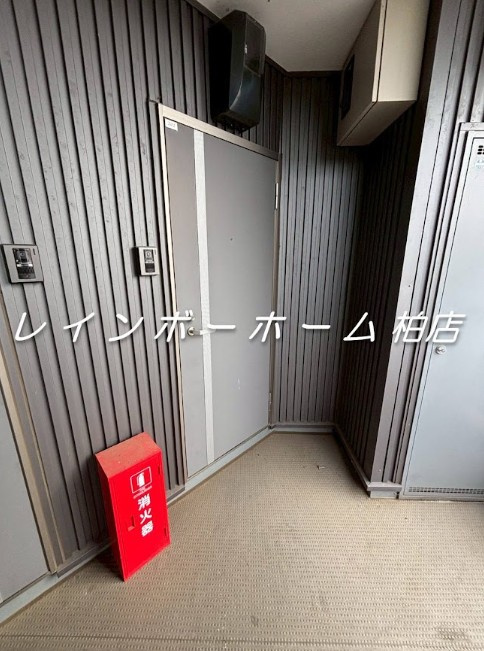 特典：仲介手数料が50％OFFです‼のその他|玄関ドアです