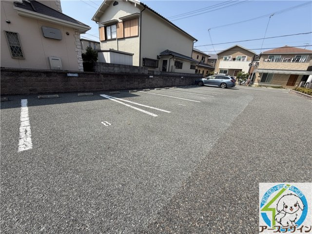 VILLA　DEL　SOLの駐車場