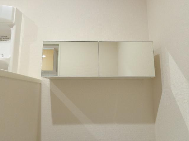 Ｃｅｕ　Ａｚｕｌ（セウ　アジュール）のトイレ|トイレ収納