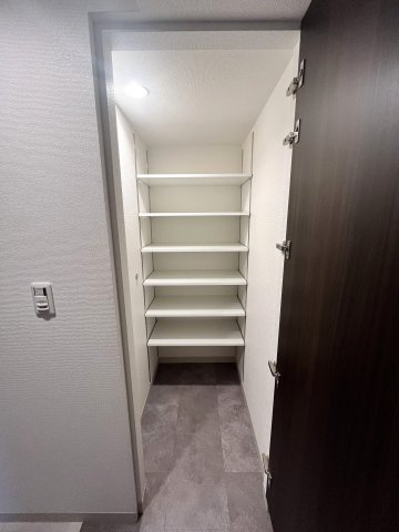 【収納】エステムコート大阪グラビティ 