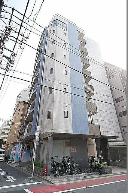 ヤムズキャビンの外観
