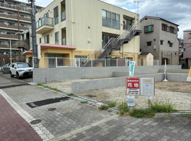 大道南２丁目　新築戸建の外観|奥敷地になります。