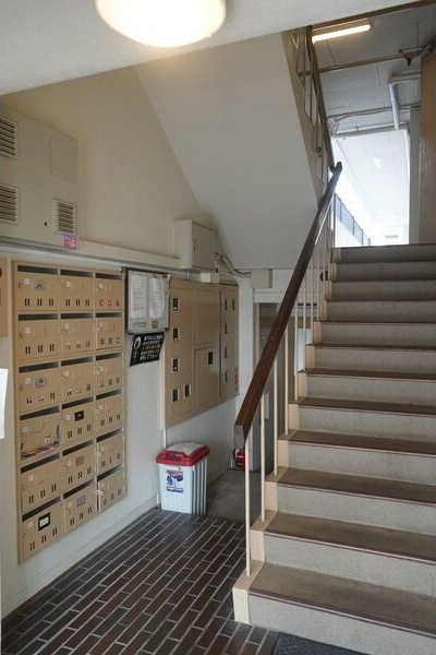 徳川園ウエストマンションのロビー