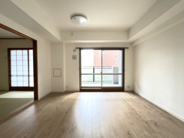 メゾン本山中町の居間・リビング