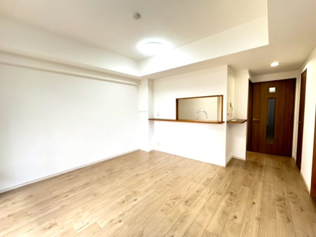 メゾン本山中町の居間・リビング