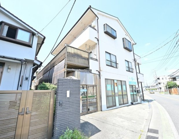 いしいビルの外観