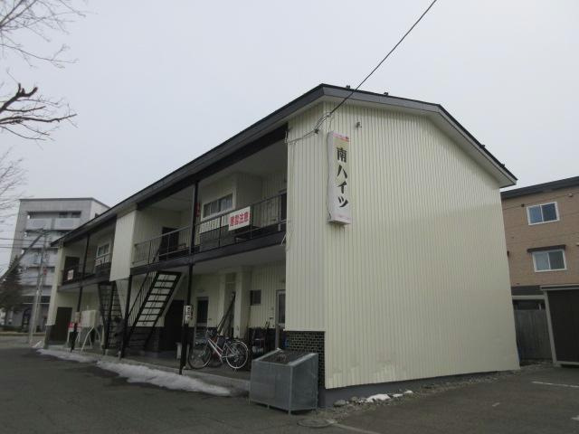 南ハイツの外観