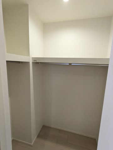 ハーモニーテラス波寄町Ⅱの収納|ウォークインクローゼット