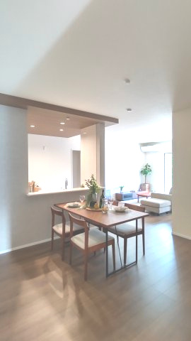 福岡市西区生松台１丁目の新築一戸建の居間・リビング