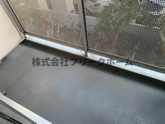 武蔵野市境２丁目の賃貸マンションのバルコニー