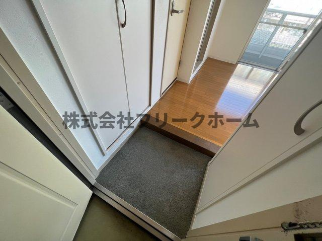 武蔵野市境２丁目の賃貸マンションの玄関