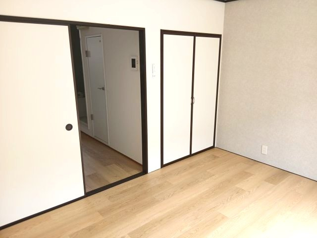 ハイム神山の居間・リビング