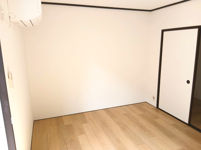 ハイム神山の居間・リビング