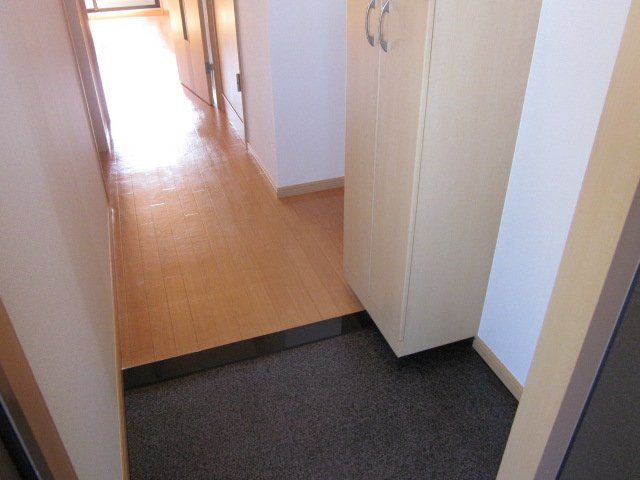 サンリヴィエールの玄関|落ち着いた玄関です