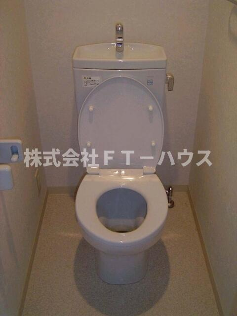 サン・ルピナスのトイレ