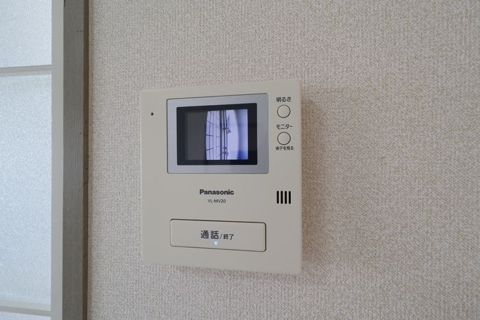コーポラス西古松D棟　D棟のセキュリティ
