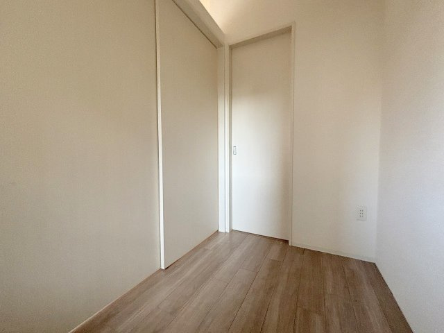 セレニテ西中島アリア弐番館の洋室