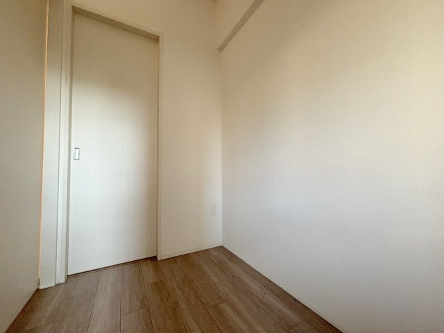 セレニテ西中島アリア弐番館の洋室