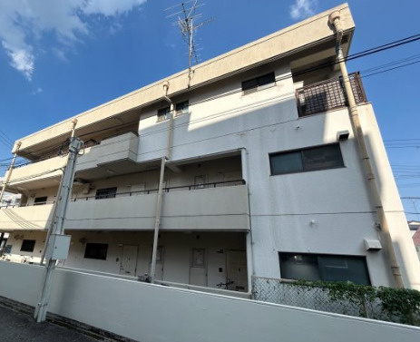 宝塚市光明町　サン光明の外観