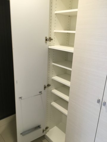 クレヴィスタ品川西大井の収納|小物を収納するのに便利です