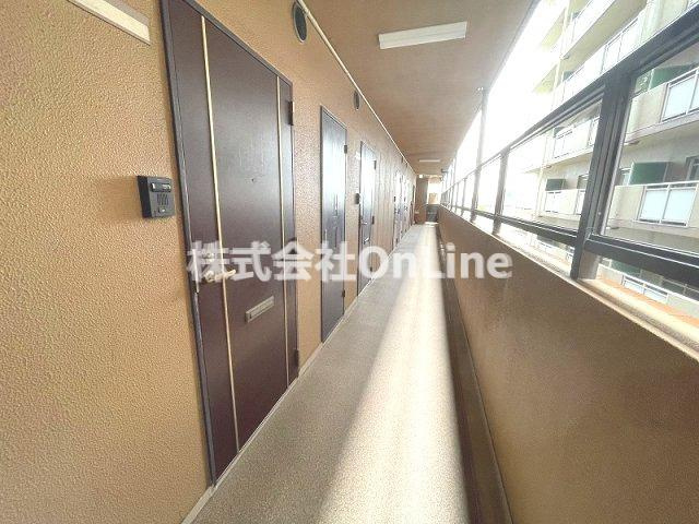 PS HIGASHI OSAKAのエントランス