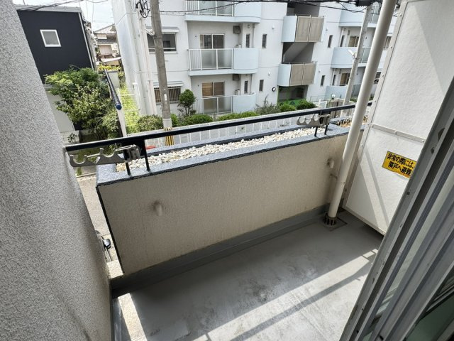 エトワールヴィルーR山本南のバルコニー