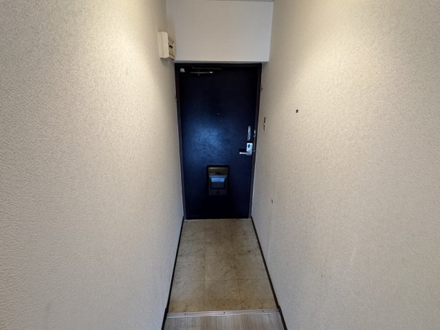 エトワールヴィルーR山本南の玄関