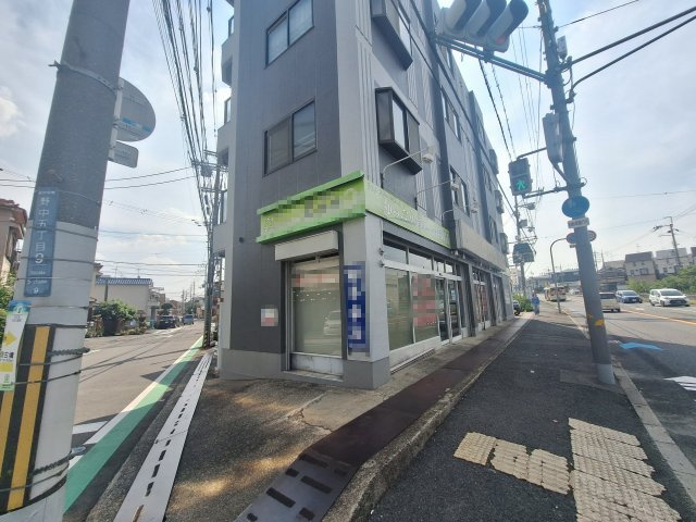 清久ハイツ1階店舗事務所の外観