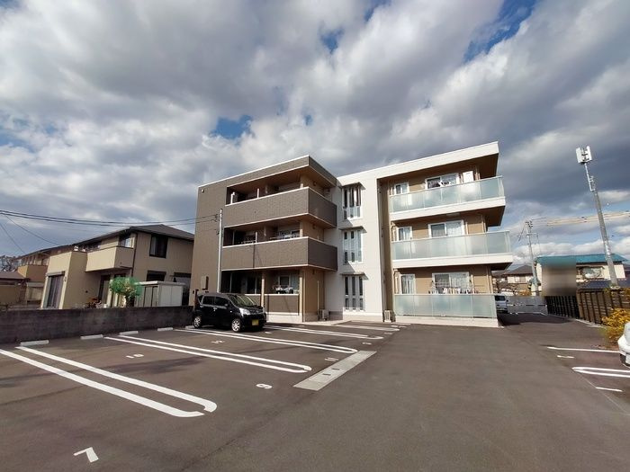 ベルデの駐車場