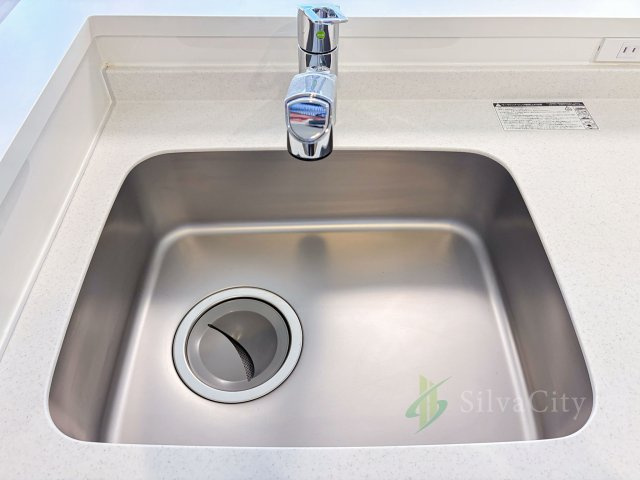 板橋スカイプラザのキッチン|シンク浄水機能付き