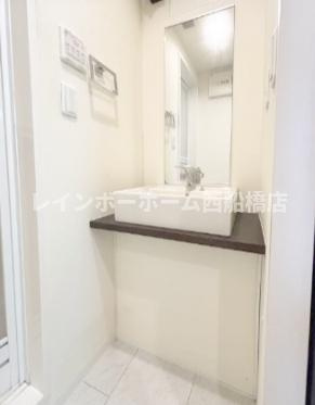 エルヴィータ新松戸の独立洗面台