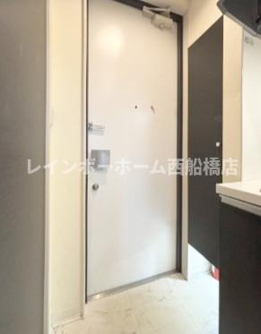 エルヴィータ新松戸の玄関