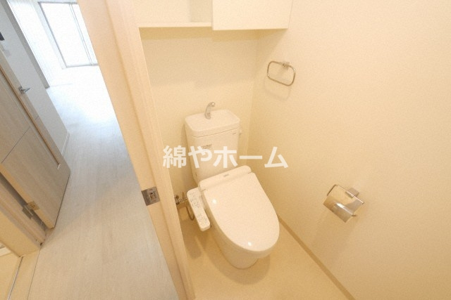 リアライズ小路駅前のトイレ|落ち着いた色調のトイレです