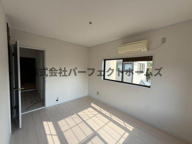 杉責谷1丁目戸建　賃貸の洋室|コンパクトで使いやすい洋室です
