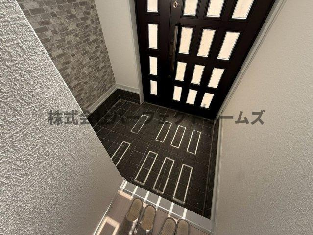 杉責谷1丁目戸建　賃貸の玄関|収納もある玄関です