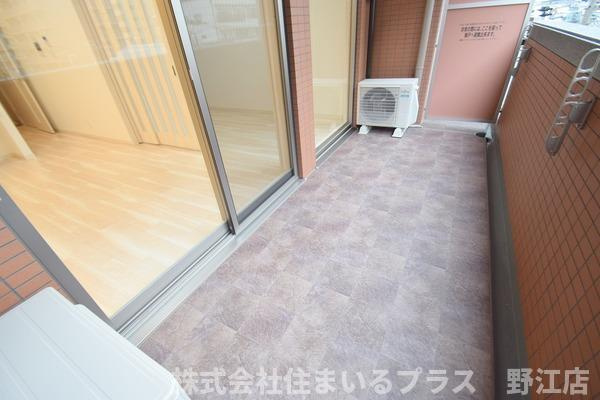 プレジオ城東中央のバルコニー