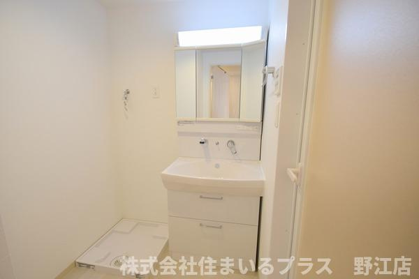 プレジオ城東中央の洗面所