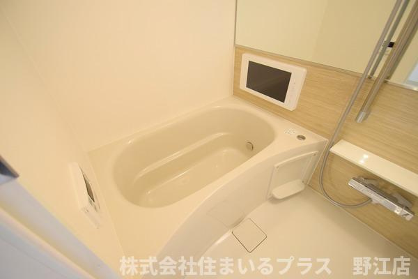 プレジオ城東中央の浴室